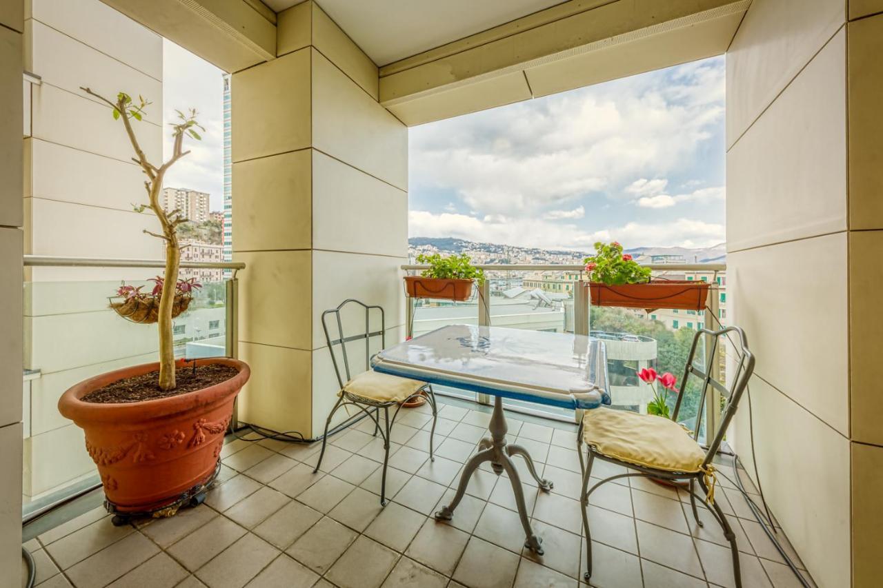 Casaviva - Con Terrazza E Parcheggio A Apartment *